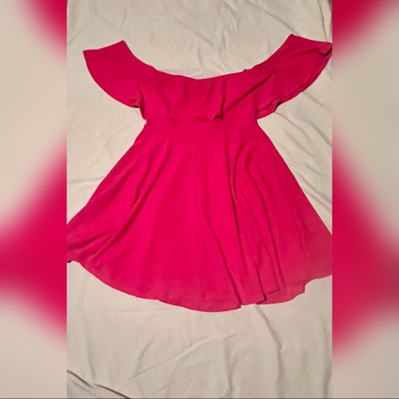 💕Plus size 1XL Ruffle Shoulder Flared dress- pink💕 - Picture 3 of 5